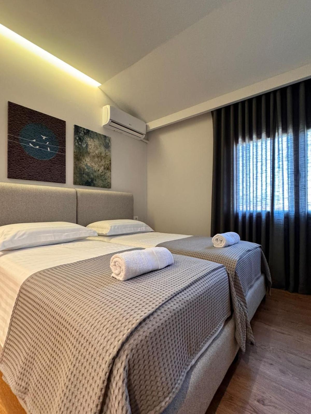 Апартаменти Izi Boutique Тирана Екстер'єр фото